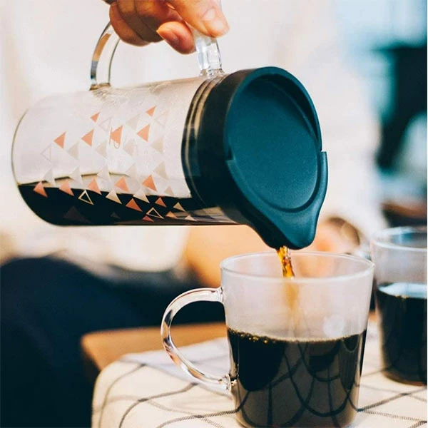 Hario V60 Dripper & Thermocolor Server Set 6 Hario V60 Dripper & Thermocolor Server Set